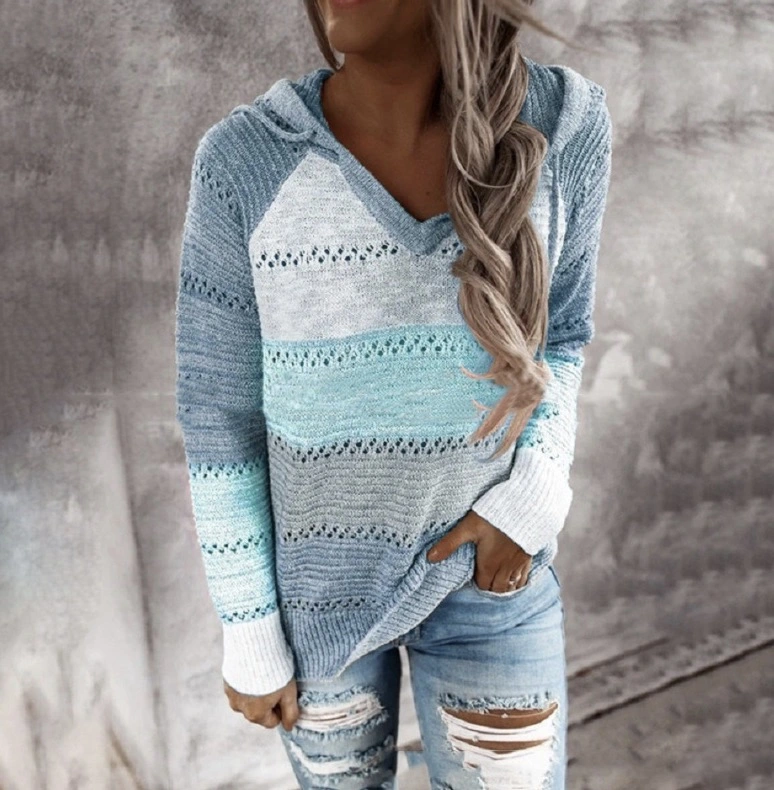 a Large Number of Stock Color and Size of Explosive Sweater Women&prime;s V-Neck Hooded Knitwear